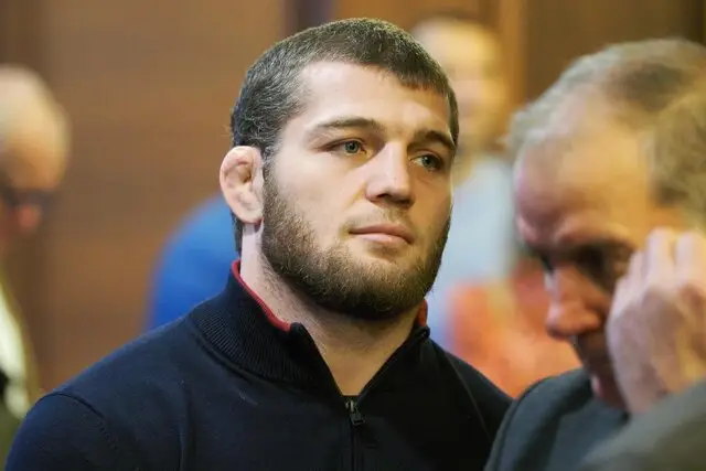 ماگومد رمضانوف با افتخار مرد سال کشتی بلغارستان شد؛ قهرمان المپیک ۲۰۲۴ در اوج!