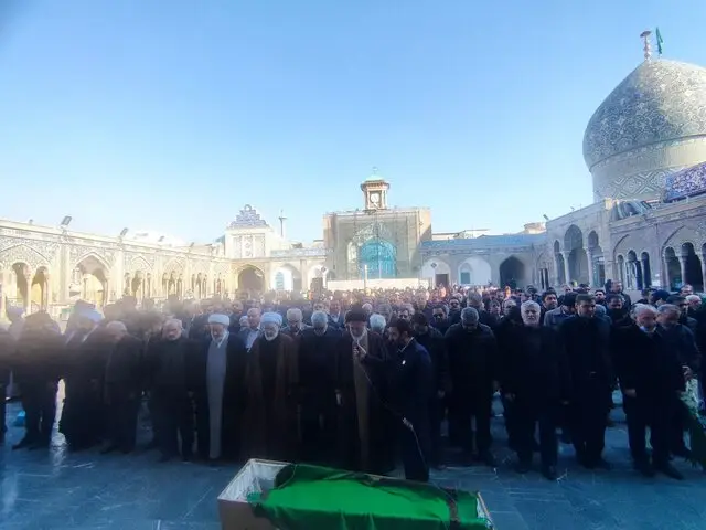 مراسم وداع با اشرف بروجردی؛ بدرقه‌ای احساسی در حرم مطهر حضرت عبدالعظیم