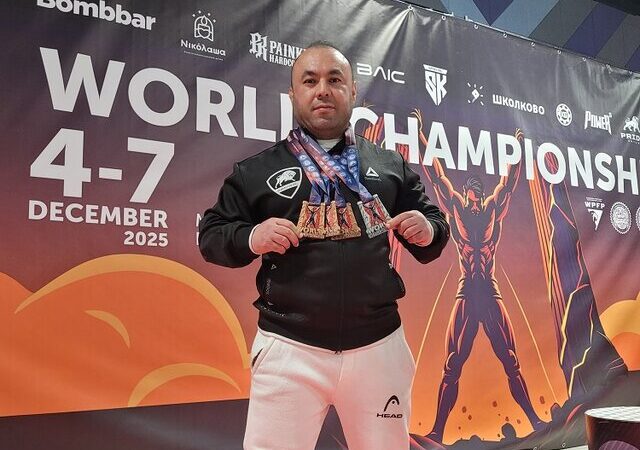 درخشش بی‌نظیر قهرمان شیرازی در مسابقات جهانی پاورلیفتینگ مسکو