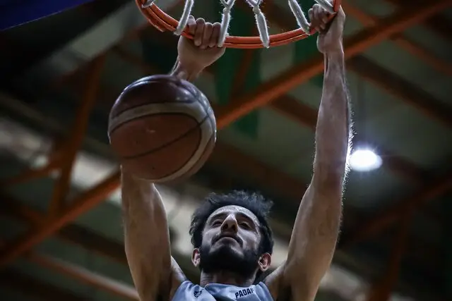 امیرحسین رضایی‌فر: پدافند تیمی منظم و رو به اوج است؛ هدفم کمک به پیروزی‌های بیشتر در بسکتبال