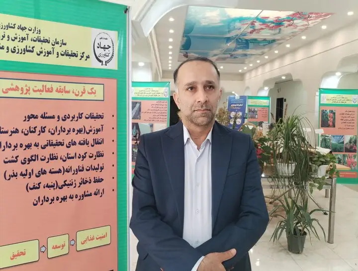 ورامین؛ صدرنشین در هفته پژوهش با افتخارات کم‌نظیر آموزشی در تهران