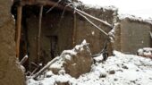 فرماندار هشدار داد: نیمی از خانه‌های روستایی کوهسرخ در برف اخیر نابود شدند!