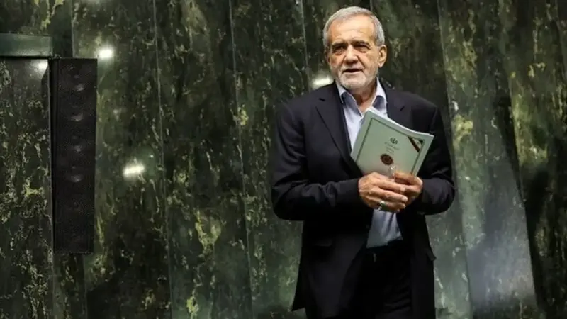 پزشکیان با لایحه بودجه ۱۴۰۵ وارد مجلس شد؛ آغاز دوره جدید بودجه‌نویسی در ایران