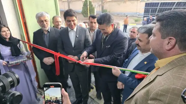 کره جنوبی با ۵۰۰ هزار دلار، تجهیزات مدرن به کارگاه‌های آموزشی کردستان اهدا کرد!