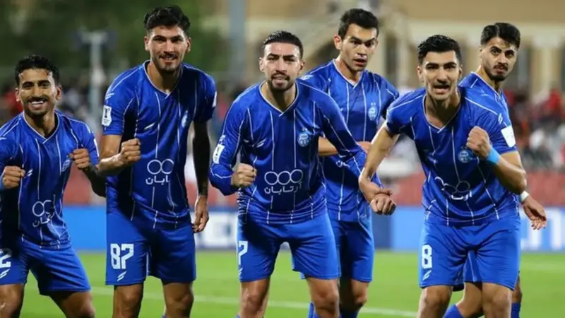 جلسه شبانه استقلالی‌ها با مدیران/ پیگیری مطالبات، زمین چمن یا میانجی‌گری برای ساپینتو؟
