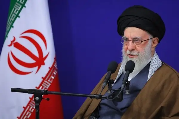 رهبر انقلاب در دیدار با ستاد کنگره آیت‌الله میلانی چه نکاتی را برجسته کرد؟