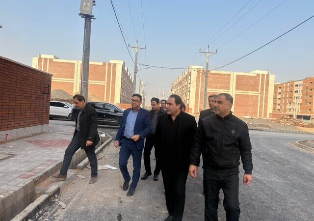 پیشرفت چشمگیر ۵۰ درصدی ۹۸۰۰ واحد مسکن ملی در خوزستان؛ تکمیل آسانسورهای مسکن مهر در راه است