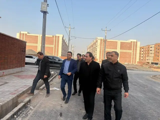 پیشرفت چشمگیر ۵۰ درصدی ۹۸۰۰ واحد مسکن ملی در خوزستان؛ تکمیل آسانسورهای مسکن مهر در راه است
