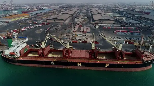 بیستمین کشتی ذرت در بندر شهید رجایی پهلو گرفت؛ ذخایر کالای اساسی در مسیر تقویت!