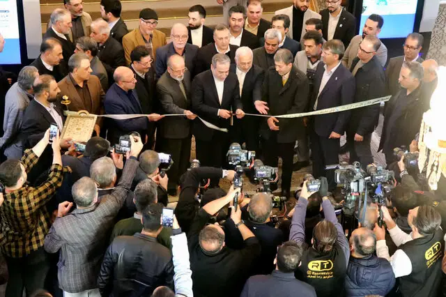 وزیر خارجه در اصفهان؛ نمایشگاه فناوری‌های سبز و انرژی پاک چگونه آینده را تغییر می‌دهد؟