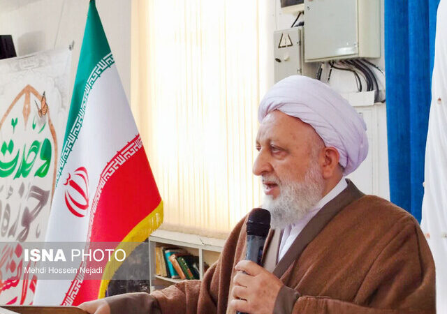 هشدار خطیب نماز جمعه آستارا: اگر صرفه‌جویی نکنیم، زمستان بدون گاز و برق ممکن است!