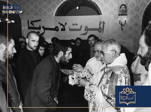 جشن کریسمس اسرای مسیحی عراقی در ایران؛ روایت فراموش‌شده‌ای که قلب‌ها را لرزاند!