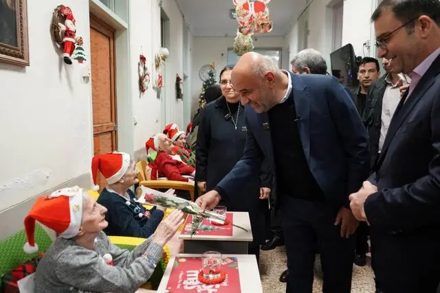 وزیر رفاه در جشن میلاد حضرت مسیح(ع): وحدت اقوام و ادیان؛ راز ایران قدرتمند
