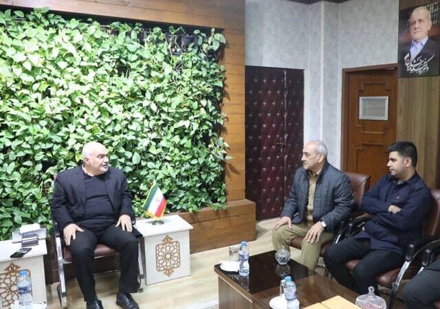 استاندار خوزستان به مدیرعامل فولاد: فوتبال محلات را جان تازه دهید!