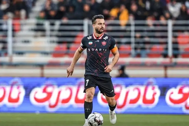 کارشناسان داوری دیدار حساس مس رفسنجان و پرسپولیس را زیر ذره‌بین بردند!