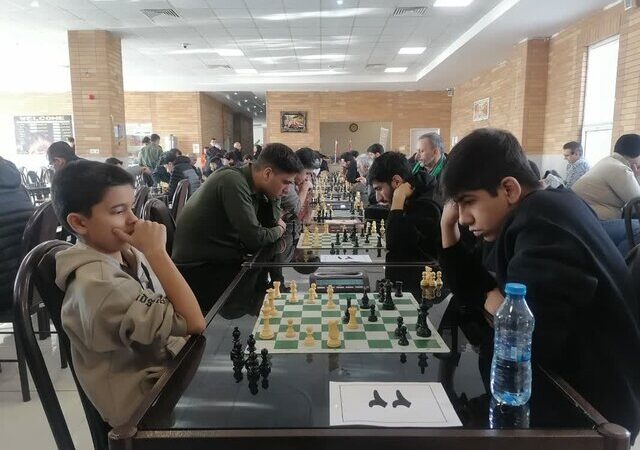 استاد بزرگ شطرنج هشدار داد: بدون حمایت، قهرمانان خراسان در ملیت ماندگار نمی‌مانند!