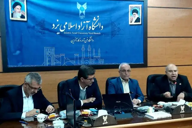 فم تورهای تخصصی گردشگری یزد؛ راهی نوین برای مقابله با ایران‌هراسی رسانه‌ای!