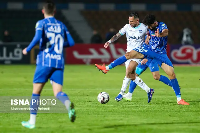 برگزاری دیدار استقلال مقابل فولاد در بندرعباس