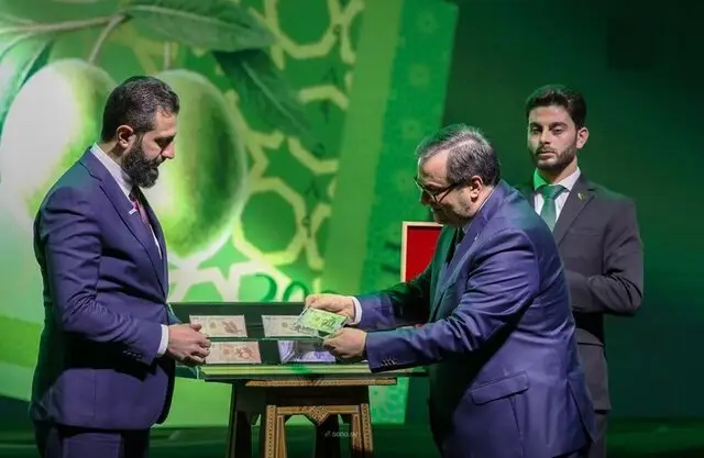 الجولانی از اسکناس‌های جدید سوریه رونمایی کرد