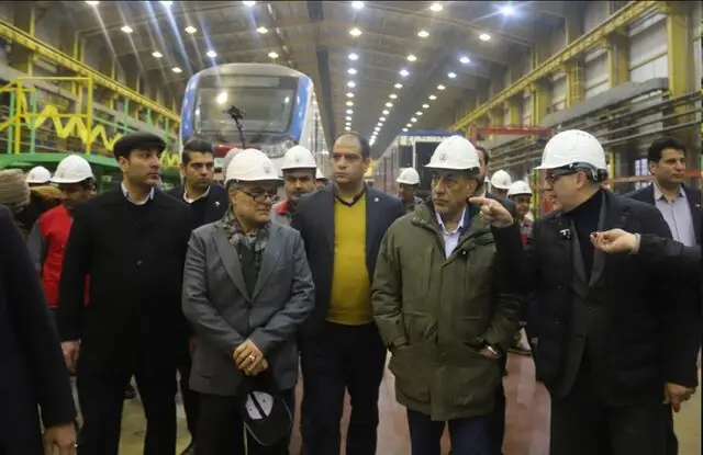 انتظار مردم در ایستگاه‌های مترو را به حداقل می‌رسانیم