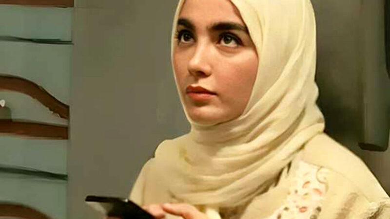 پیام غم‌انگیز سنا حسینی بازیگر پایتخت که دل هواداران را به درد آورد!