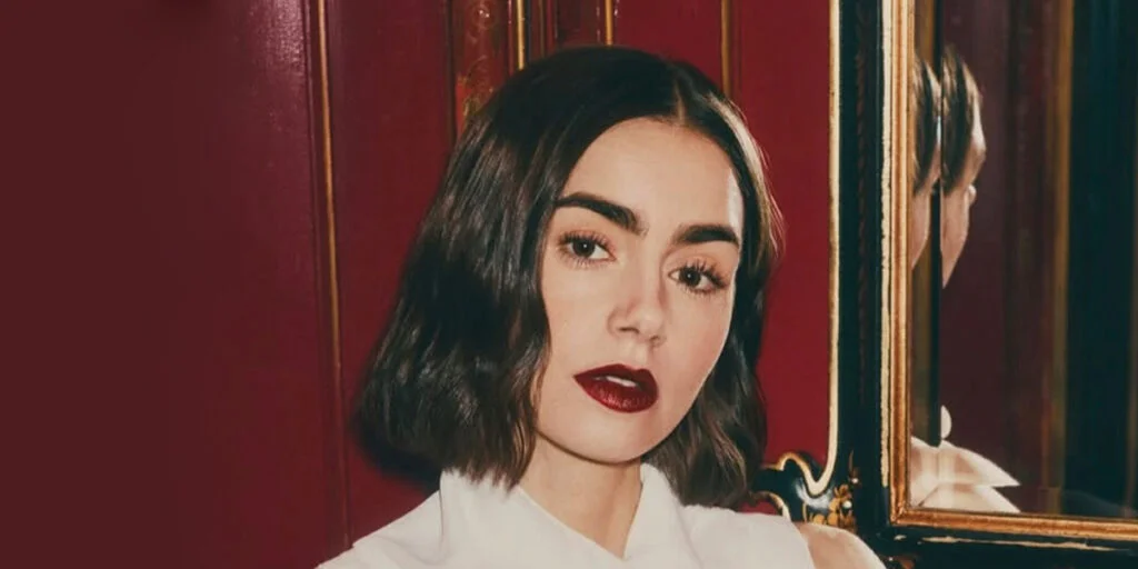 امیلی پاریس در نیویورک؛ ادای دینی شگفت‌انگیز به استایل افسانه‌ای کری بردشاو!