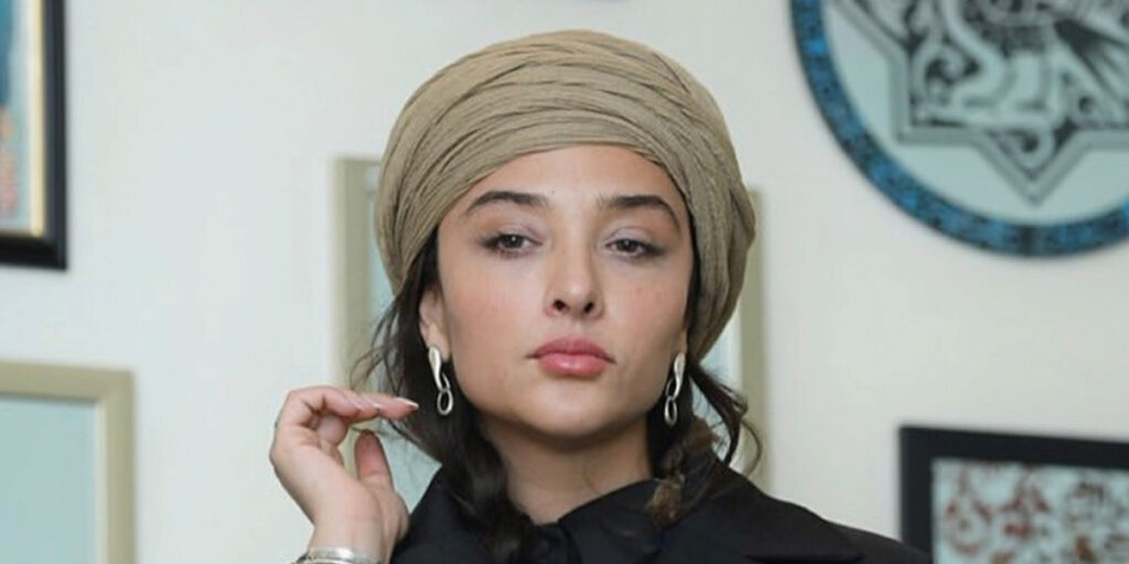 آناهیتا درگاهی با انتخابی شگفت‌انگیز، استایل کلاسیکش را به هم ریخت!