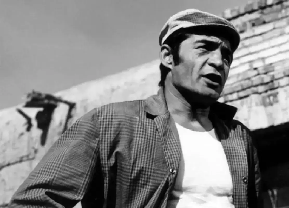 تصویری نادر از بیک ایمانوردی در تمرین بدنسازی دهه ۴۰ که شما را شگفت‌زده می‌کند!