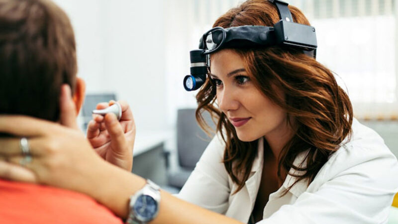 شنوایی خود را در خانه بسنجید؛ سمعک برتر با خدمات ویژه در تهران!