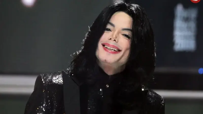 سفر جادویی به گذشته: مایکل جکسون جوان در کنار گروه جکسون ۵ در نیویورک 1353!