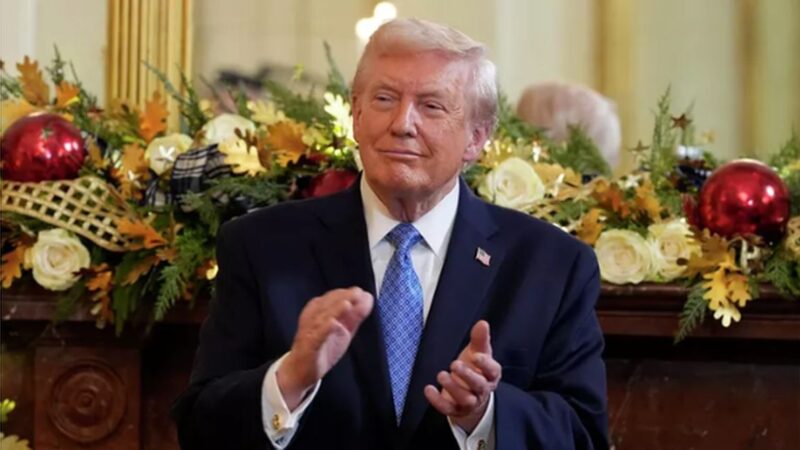 ترامپ هشدار داد: کریسمس دموکرات‌ها ممکن است برای همیشه پایان یابد!