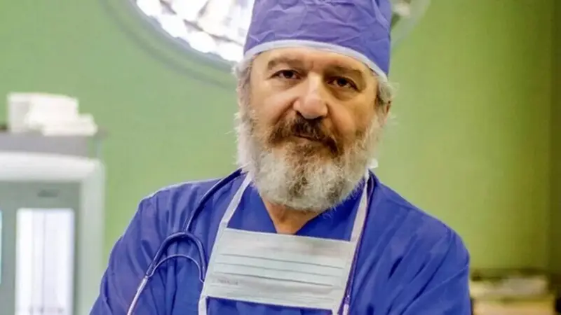 امید روحانی: بازیگری که ۴۰ سال در اتاق عمل متخصص بیهوشی بود!