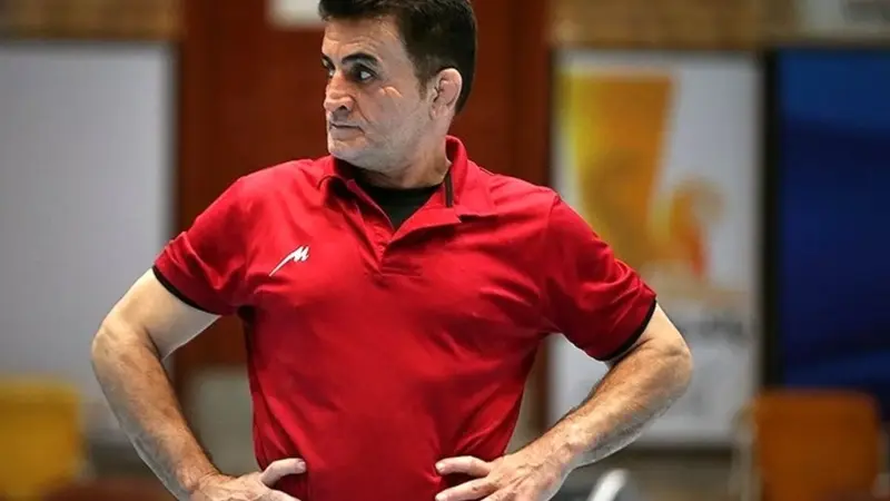 محمد بنا با لحنی تند به شایعات اخیر پاسخ داد: آزادی یعنی احترام به دین یا حداقل ارزش‌ها!