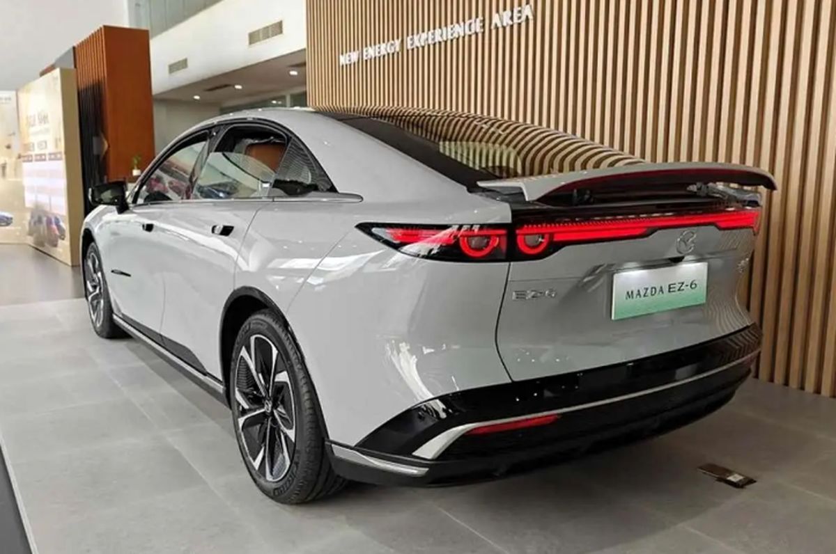 ورود شگفت‌انگیز مدرن‌ترین سدان مزدا به ایران با مصرف سوخت باورنکردنی!