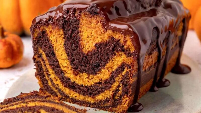 کیک ماربل کدو حلوایی؛ یک کیک خوشمزه با عطر و بوی پاییز
