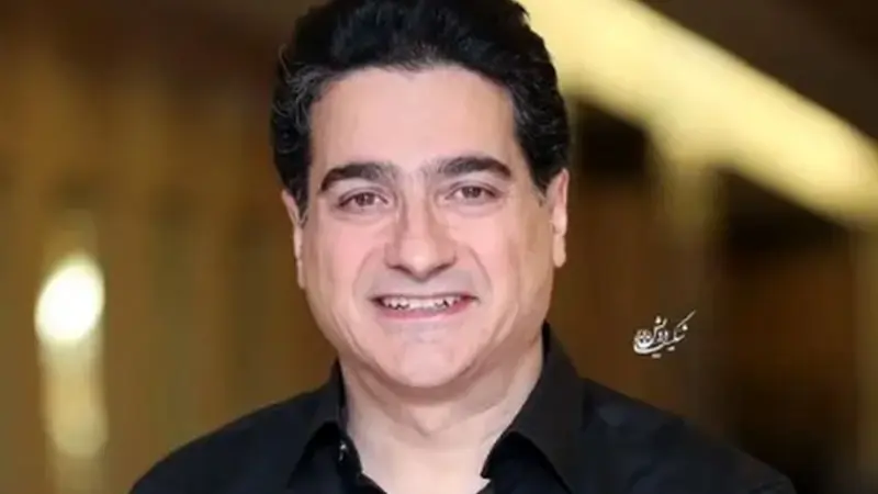 دیدار گرم عادل فردوسی‌پور و همایون شجریان در رونمایی آلبوم جدید؛ رفاقتی که همه را حیرت‌زده کرد!