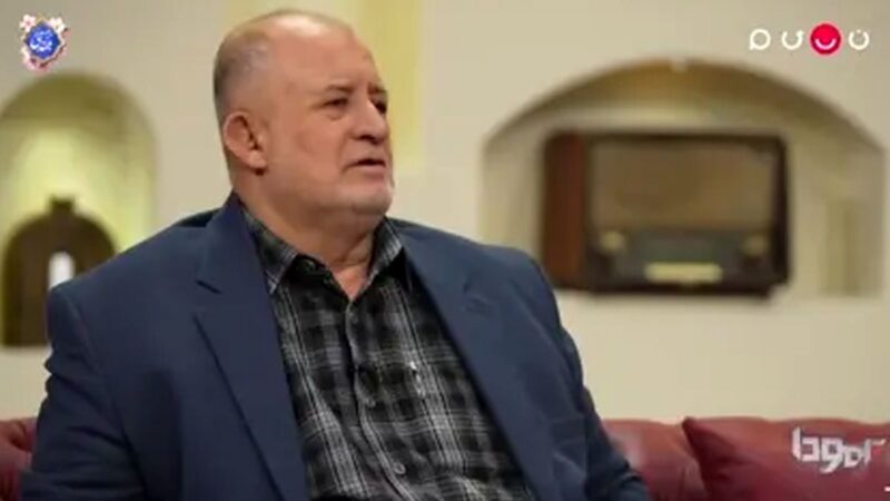 واکنش‌ها به ادعای جنجالی قاضی‌پور: صف بوسیدن دستش در خانه‌اش واقعی است؟