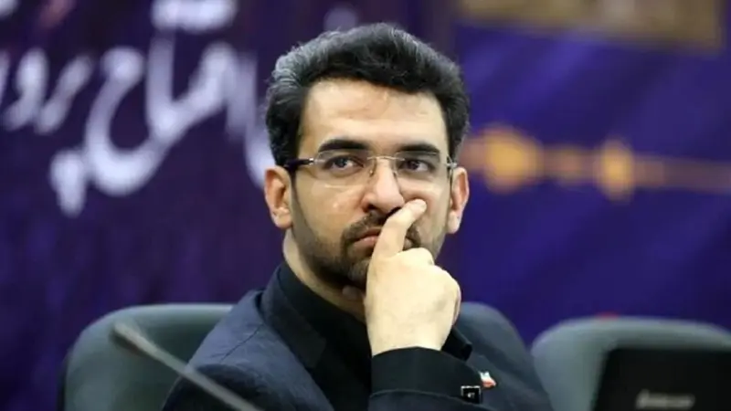 آذری جهرمی: بازی سیاسی را رها کنید و ترمز افزایش نرخ ارز را محکم بکشید!