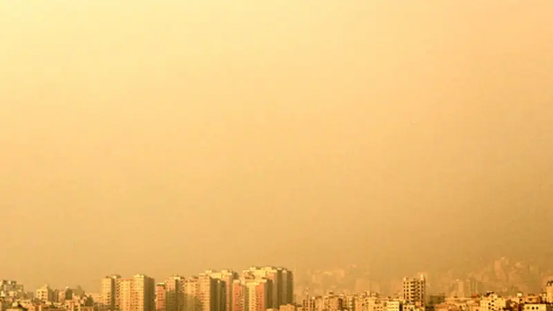 هوای کلانشهرها درگیر آلودگی شدید؛ موج بارشی کی می‌رسد؟