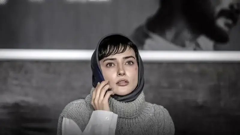 نورا محقق با استایل پاییزی جذاب در نقش آوا سریال شغال دیده شد!