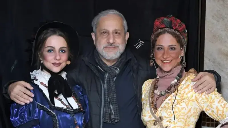 نگاهی متفاوت به استایل خیره‌کننده بازیگران «الیور توئیست»؛ از هوتن شکیبا تا بهنوش طباطبایی روی صحنه