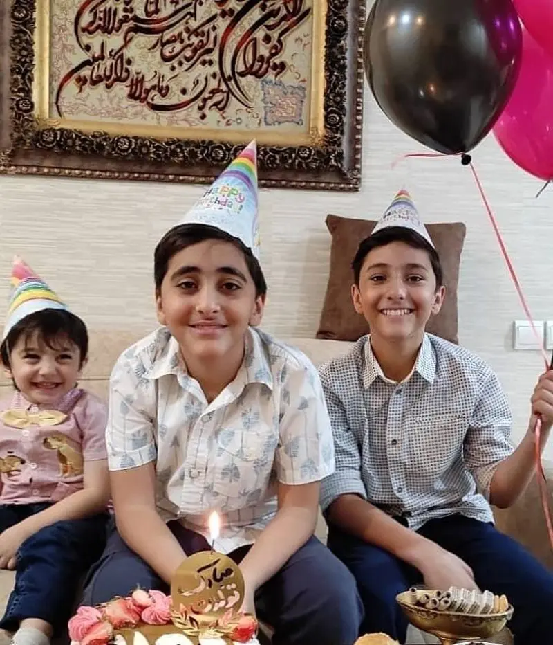 رونمایی از مادر جوان المیرا شریفی؛ زیبایی‌ای که همه را شوکه کرد!