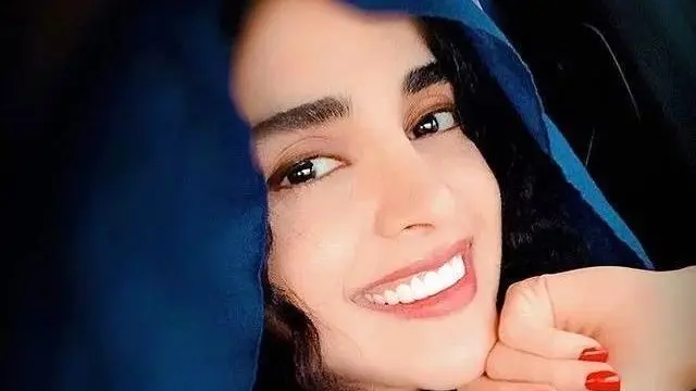 الهه حصاری با گریم فریدا کالو؛ ترکیبی جذاب که همه را شگفت‌زده کرد!