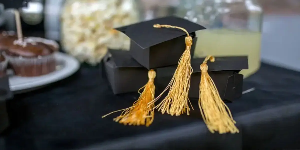 برای جشن فارغ التحصیلی چه بخریم؟