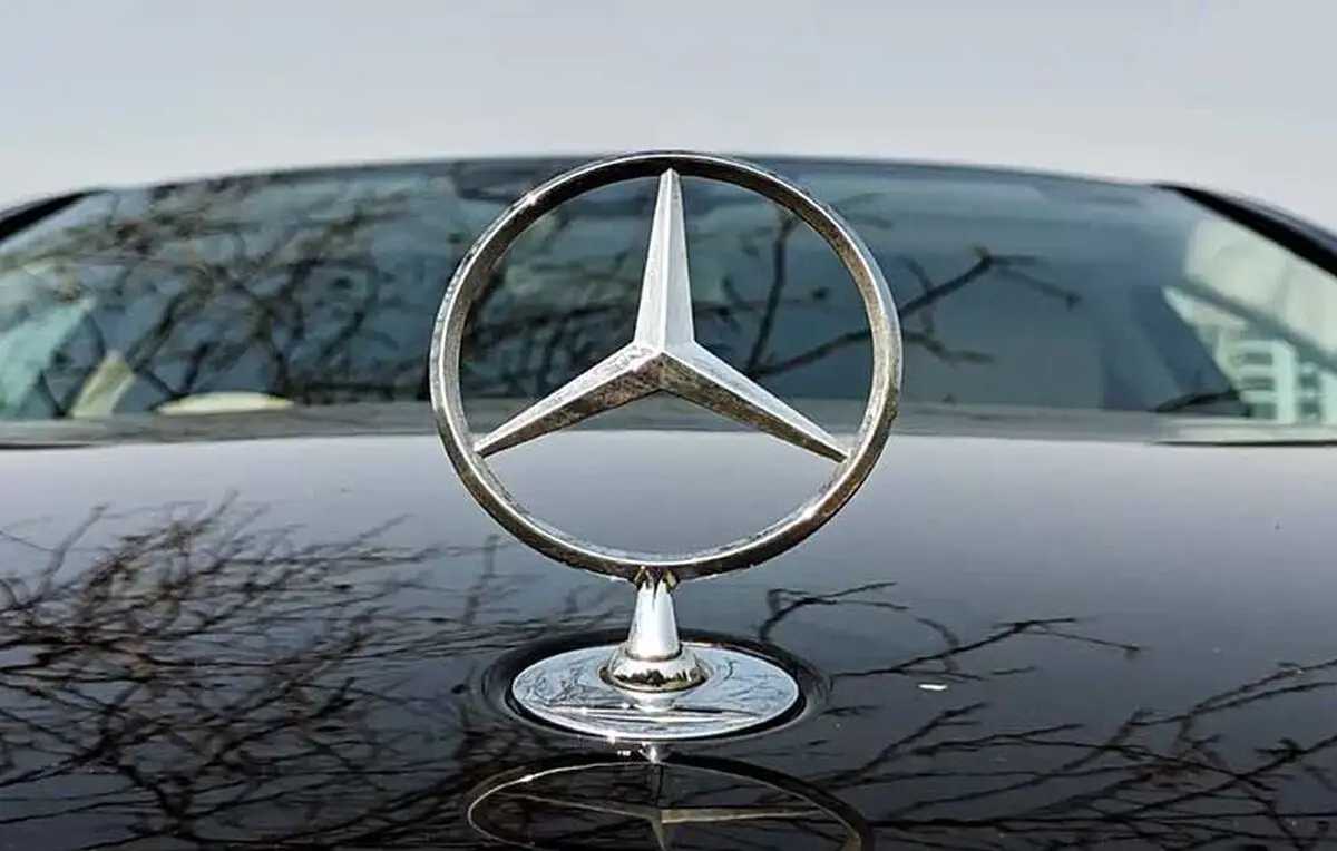 تبلیغ خلاقانه مرسدس بنز برای کریسمس که همه را شگفت‌زده کرد!