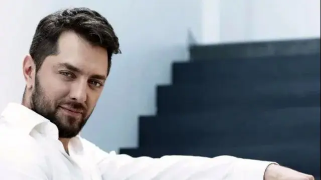 واکنش جالب پرنسس کوچولو به ژست بی‌نظیر بهرام رادان در کنار دختر بامزه!