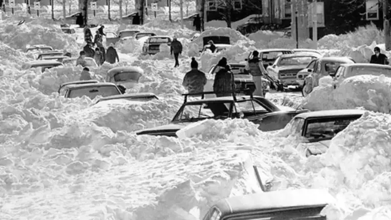 سفر در زمان | برف سنگین تهران در سیزدهم آذر ۶۲ سال پیش