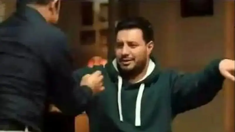 فیلم آواز شاد؛ /  وضعیت بازیگرامون بعد آهنگ جدید رضا بهرام که دارن میرقصن پیمان معادی رو …