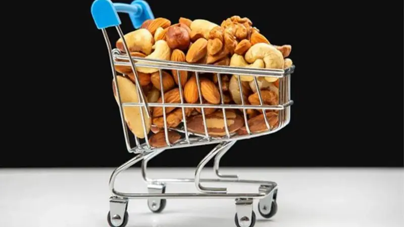 خرید قسطی آجیل و شیرینی شب یلدا؛ راز مدیریت هزینه‌های سنگین این شب پرمراسم!