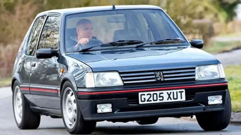 وقتی یک خودرو کوچک، ناجی بزرگ‌ترین بحران خودروسازی شد!